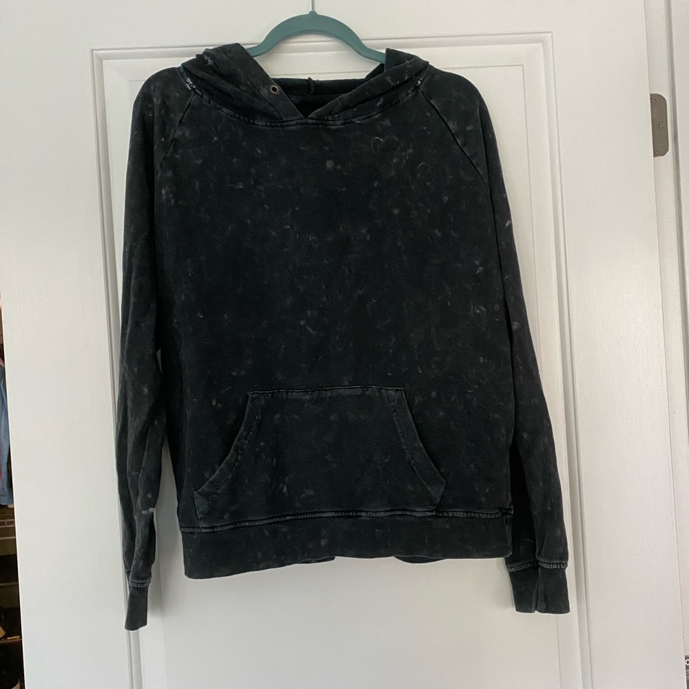 Acid wash sweatshirt, size large